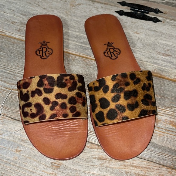 NWOT Women’s size 8 leopard print slide sandal - Picture 1 of 6